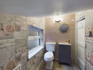 Cloakroom- click for photo gallery